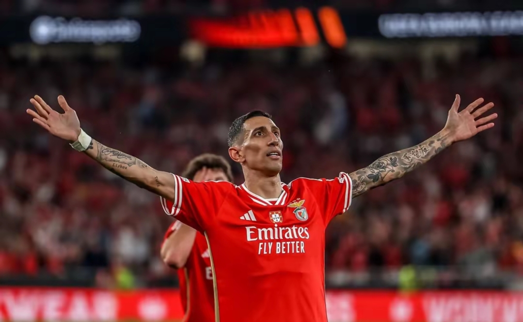 爱游戏网页版 -赛地聚焦:中超加时末段热度飙升,费城76人单刀错失,引发热议,身体对抗强度拉满的简单介绍